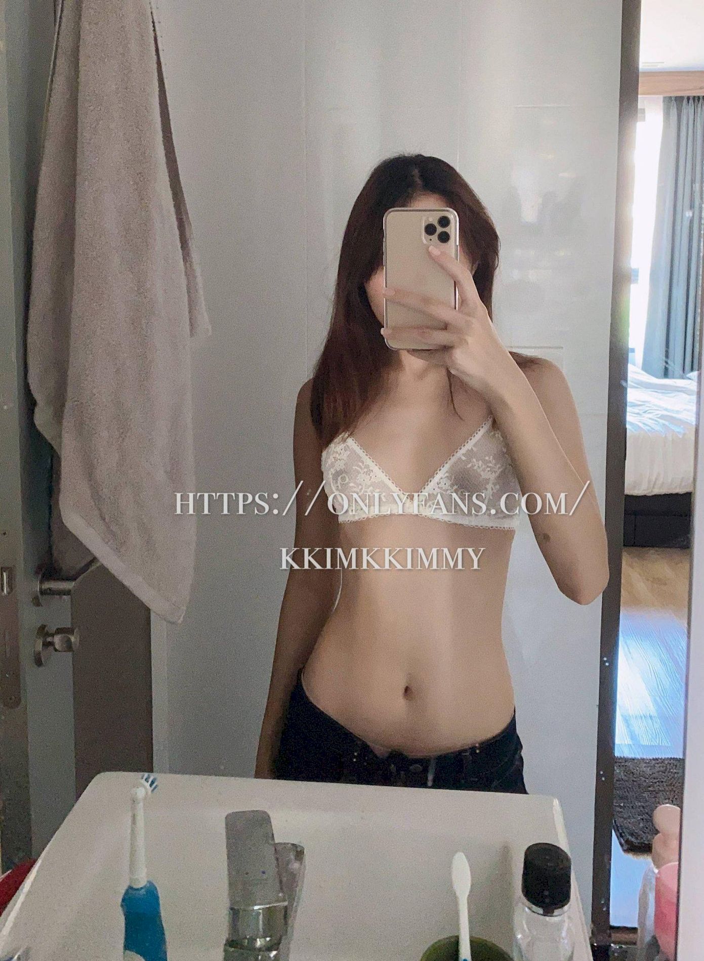 OnlyFans ࡷ y   Ⱥģ ģ     kkimkkiMM P.3