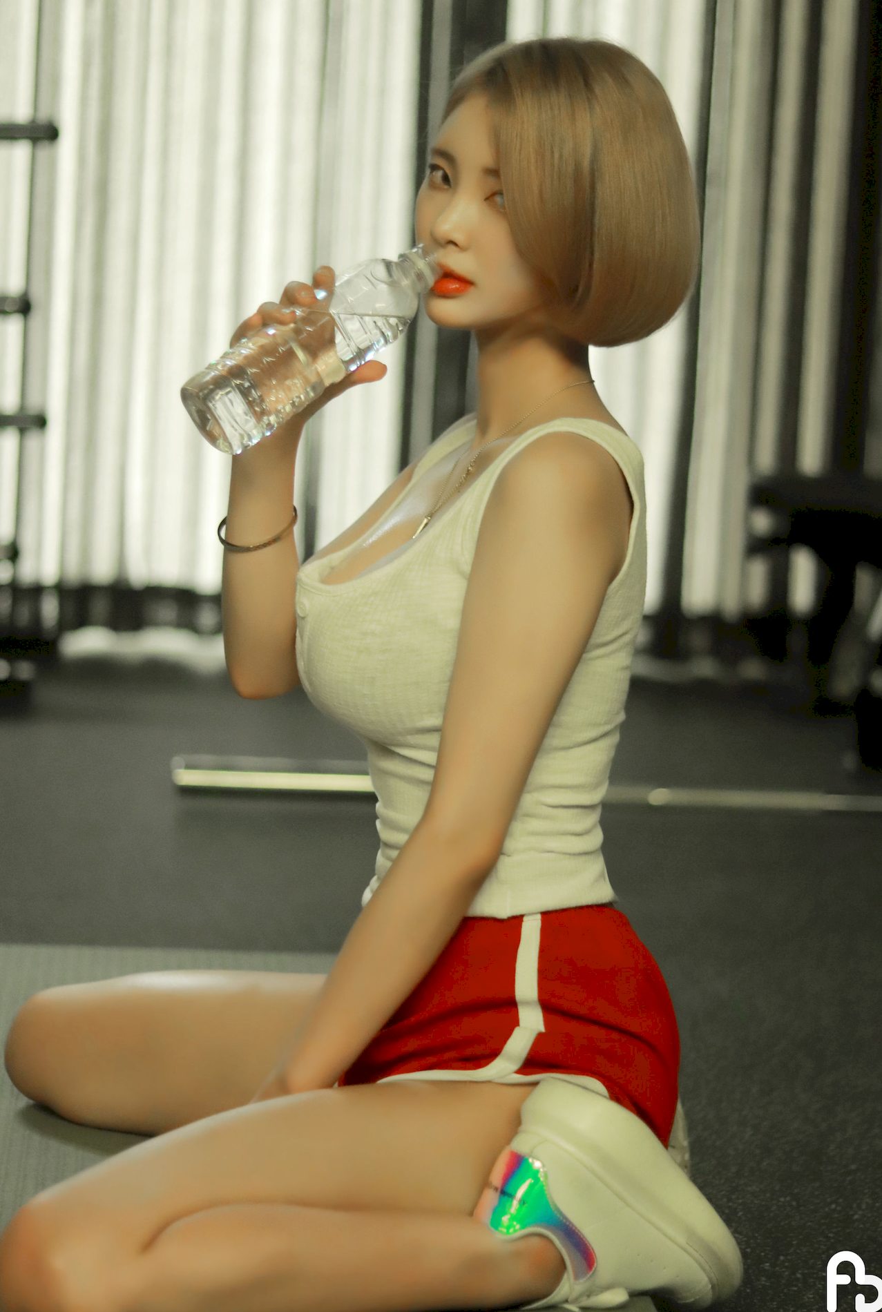 Gym Ʒʾͼ Yeon Girl [ϺFandingӰ] P.11